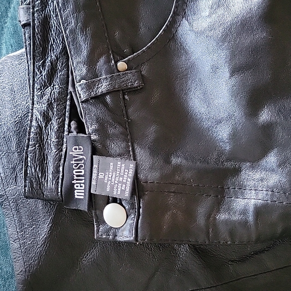 Metrostyle Size 10 Black Genuine Leather Pants - Picture 1 of 11